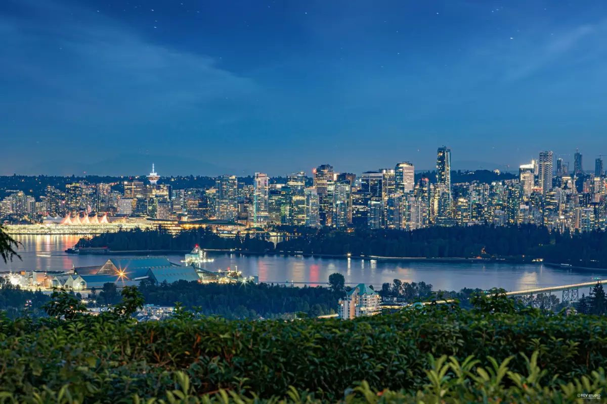 Living Room Photo of 848 Fairmile Road, West Vancouver, BC