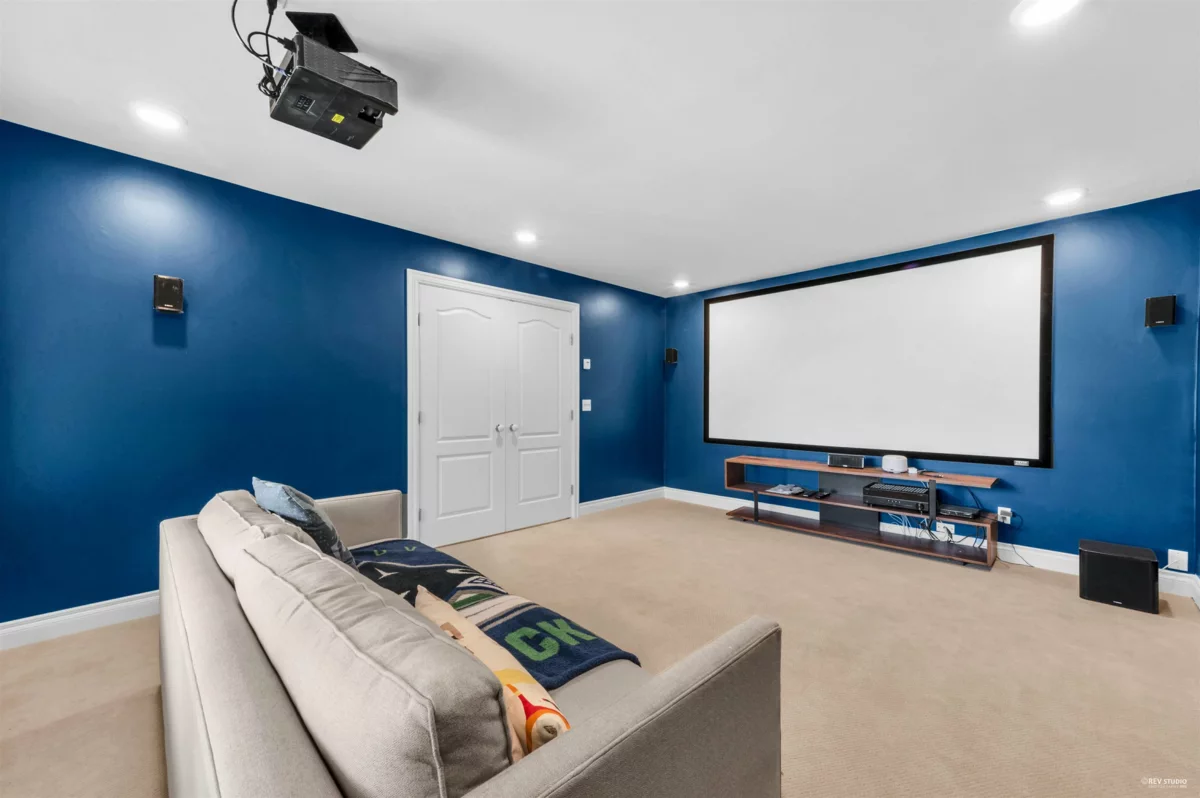 Staircase Photo of 848 Fairmile Road, West Vancouver, BC