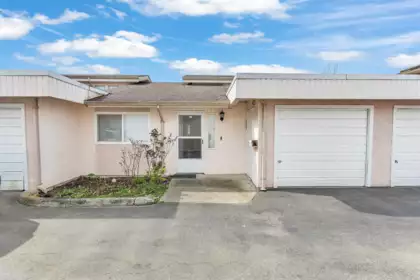 6 9493 Broadway Street, Chilliwack, BC, Chilliwack — Townhouse for sale