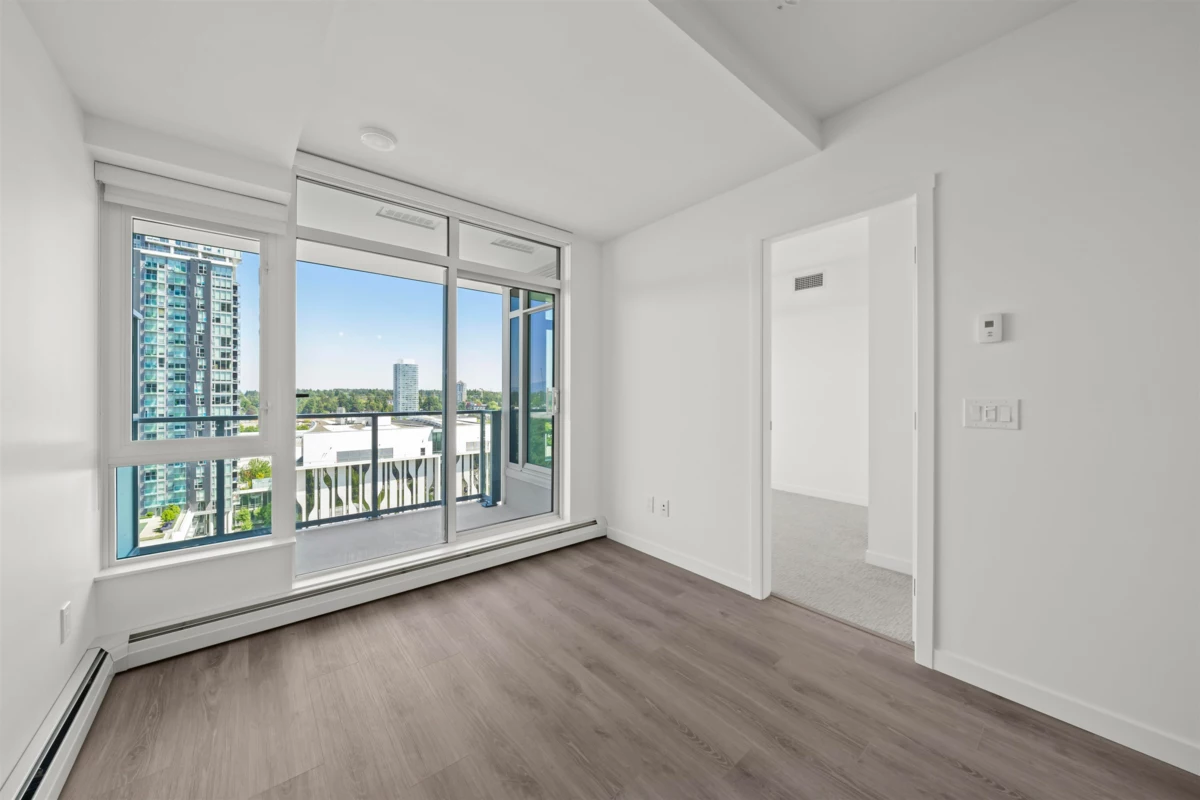 Breakfast Nook Photo of 1211 13350 Central Avenue, Surrey, BC