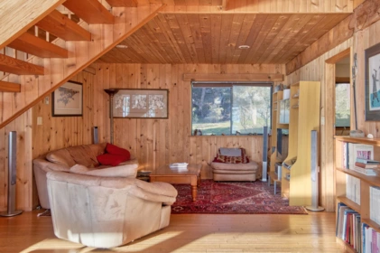 Powder Room Photo of 10881 Sunshine Coast Highway, Halfmoon Bay, BC