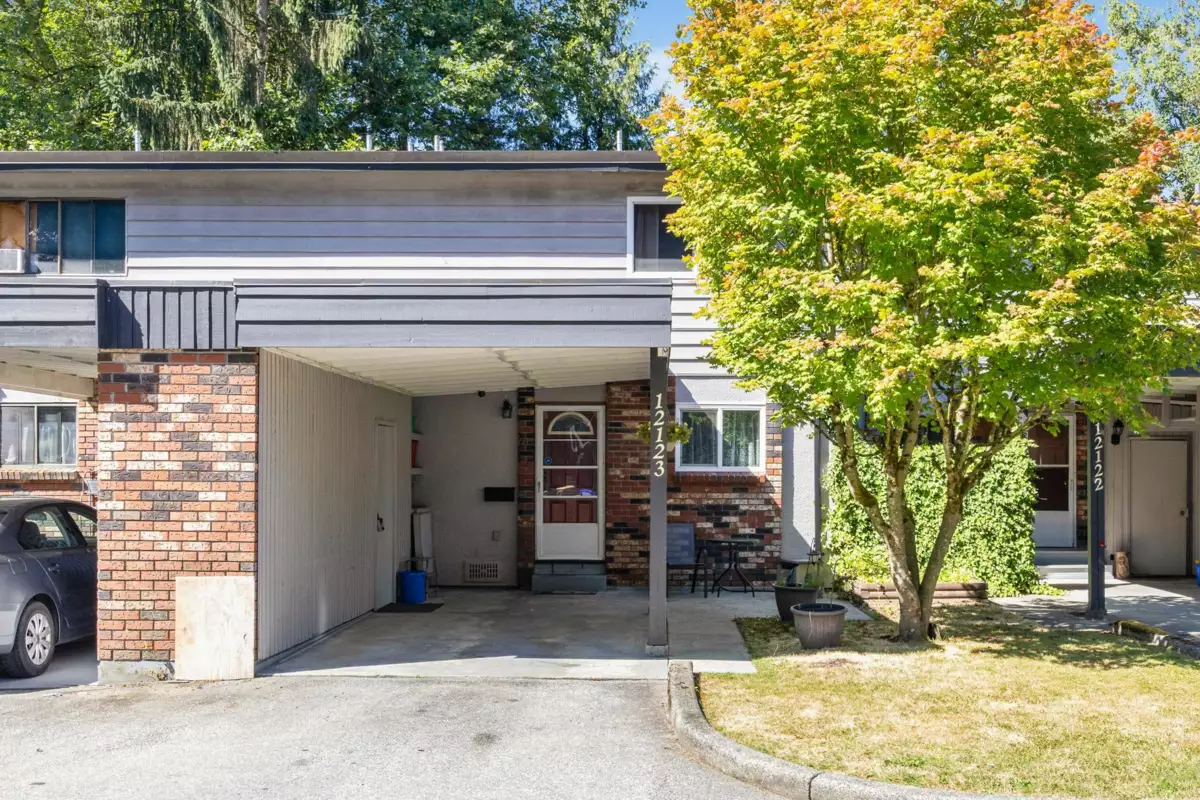 Exterior Front Photo of 12123 Schmidt Crescent, Maple Ridge, BC