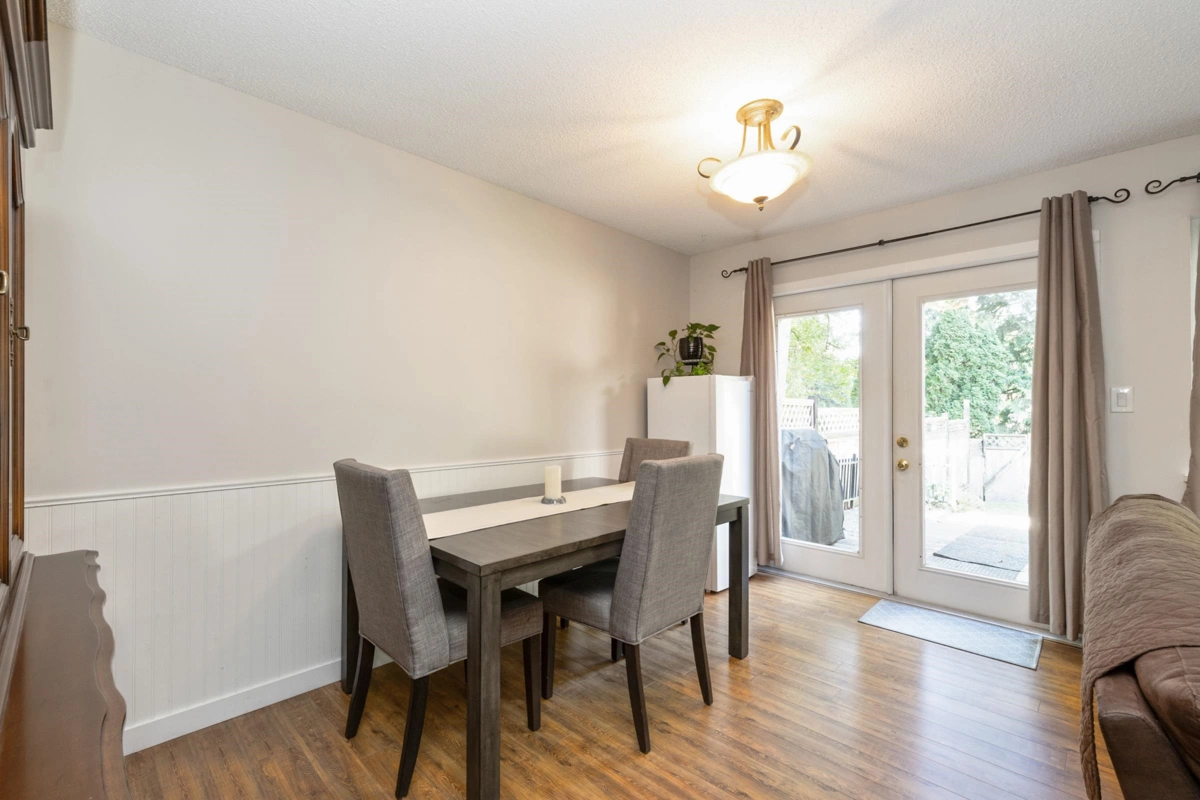 Primary Bedroom Photo of 12123 Schmidt Crescent, Maple Ridge, BC