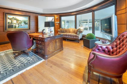Mudroom Photo of 4788 Belmont Avenue, Vancouver, BC