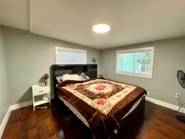 Kitchen Photo of 9525 125a Street, Surrey, BC