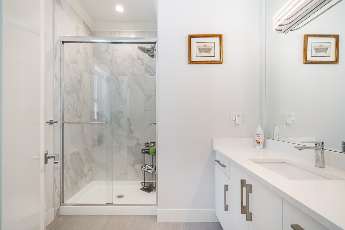 Backyard Photo of 15699 77b Avenue, Surrey, BC