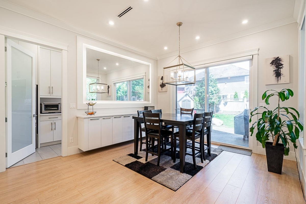 Primary Bathroom Photo of 15699 77b Avenue, Surrey, BC