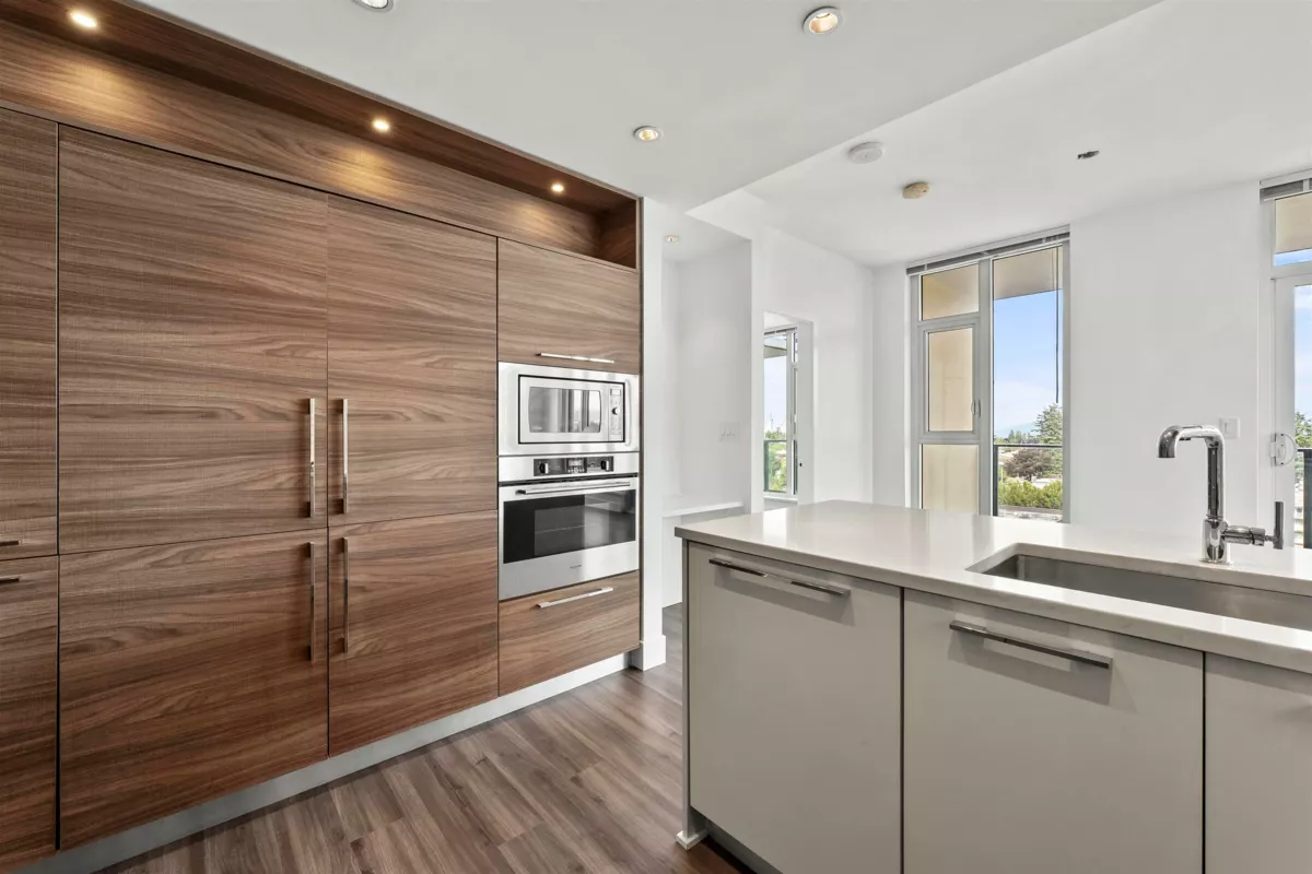Dining Area Photo of 1005 7303 Noble Lane, Burnaby, BC