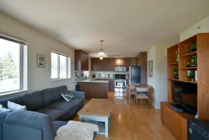 408 5631 Inlet Avenue, Sechelt, BC, Sechelt — Apartment/Condo for sale