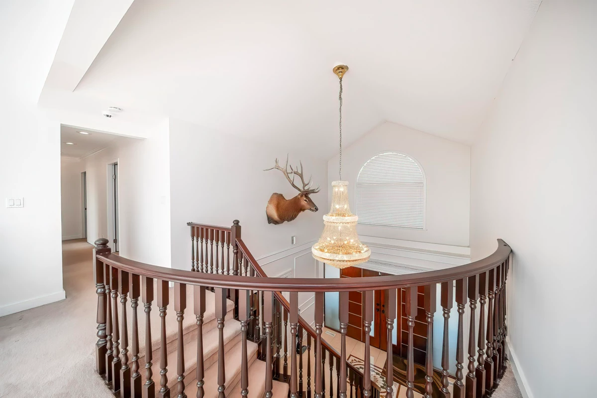 Mudroom Photo of 2138 Westhill Place, West Vancouver, BC