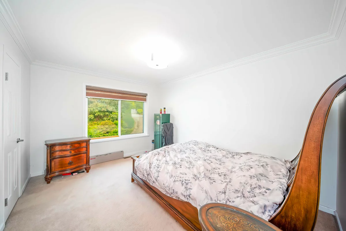 Outdoor Patio Photo of 2138 Westhill Place, West Vancouver, BC