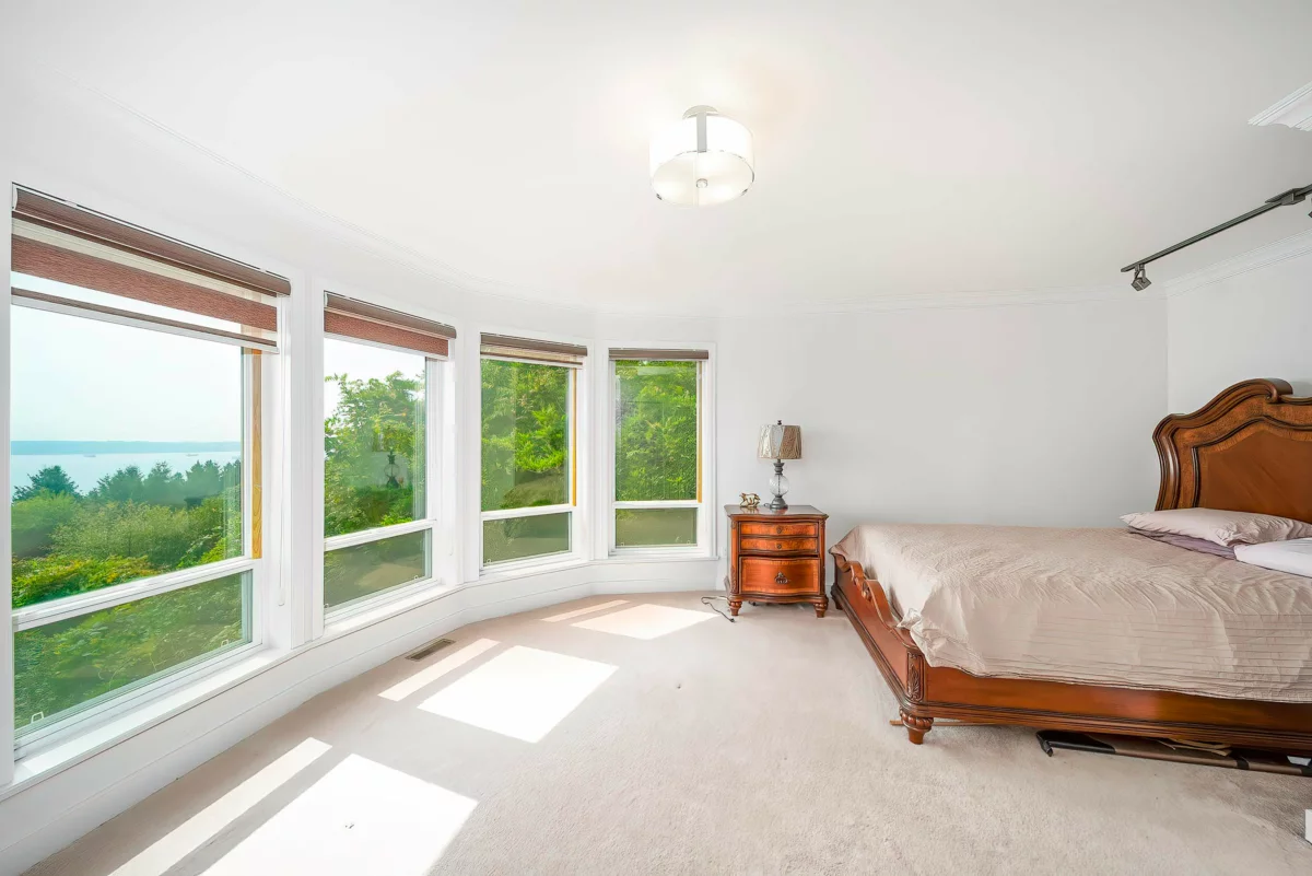Staircase Photo of 2138 Westhill Place, West Vancouver, BC