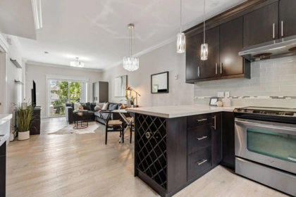 210 3488 Sefton Street, Port Coquitlam, BC, Port Coquitlam — Townhouse for sale