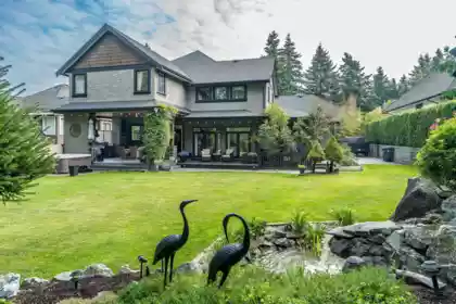 Fitness Center Photo Near 2855 146 Street, Surrey, BC