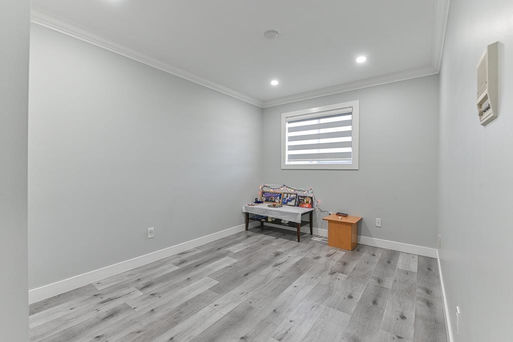 Entry Foyer Photo of 32066 Sorrento Avenue, Abbotsford, BC