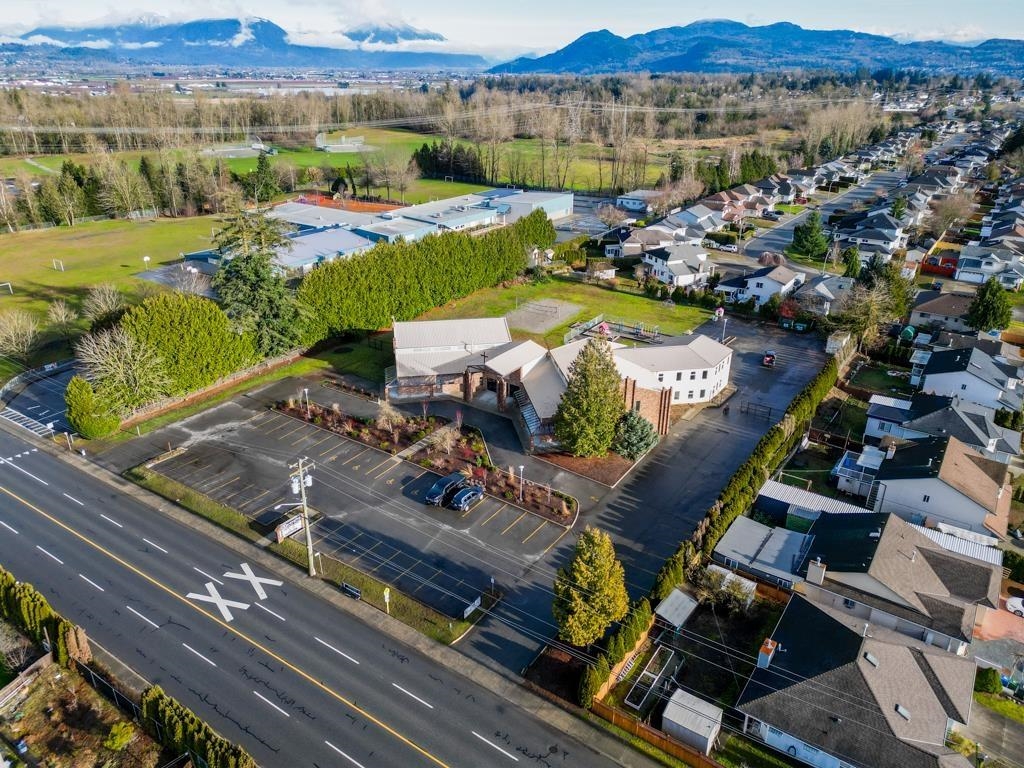 Outdoor Kitchen Photo of 32066 Sorrento Avenue, Abbotsford, BC