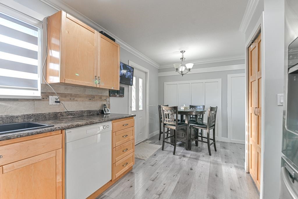 Pantry Photo of 32066 Sorrento Avenue, Abbotsford, BC