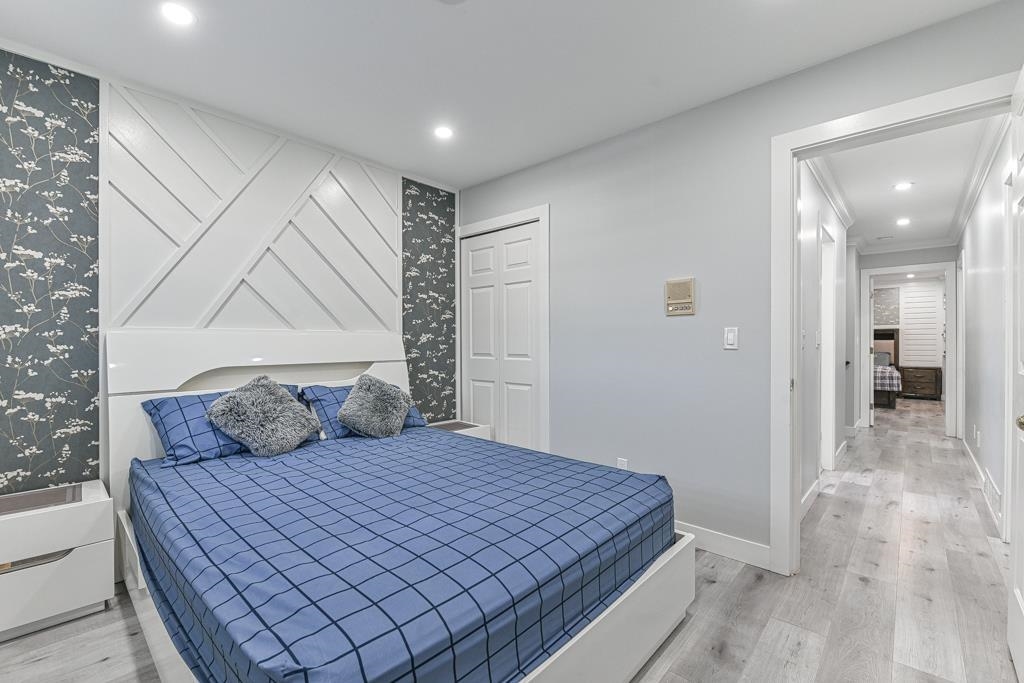 Walk-In Closet Photo of 32066 Sorrento Avenue, Abbotsford, BC