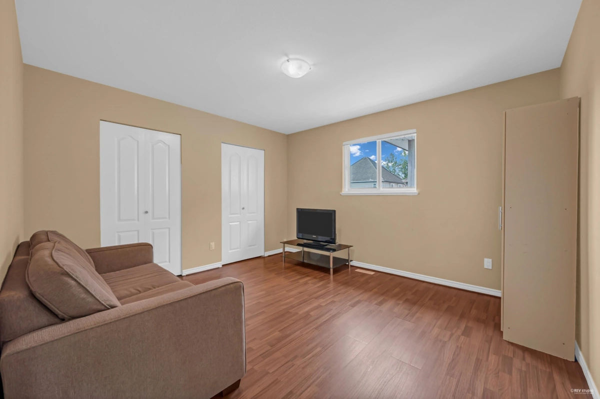 Garden / Landscaping Photo of 15438 112 Avenue, Surrey, BC