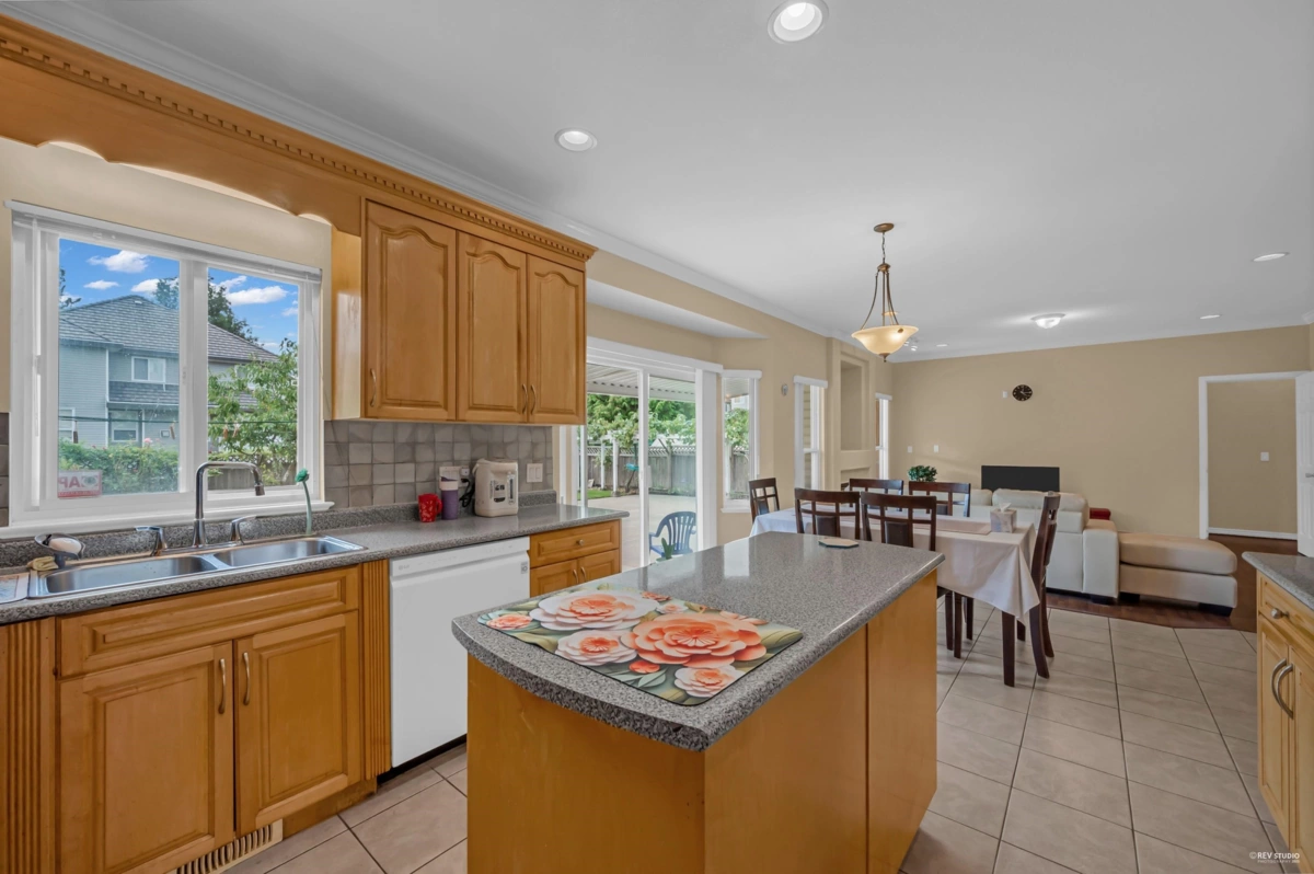 Loft / Bonus Room Photo of 15438 112 Avenue, Surrey, BC