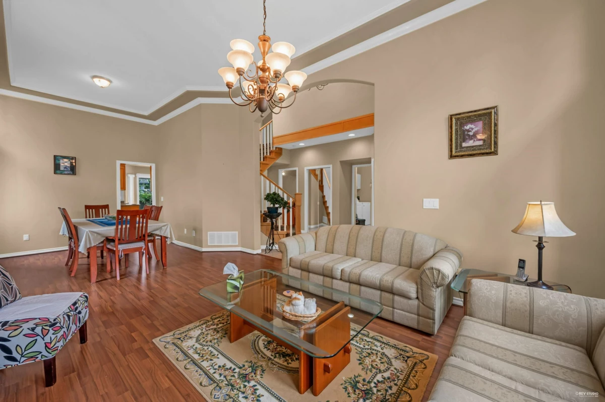 Walk-In Closet Photo of 15438 112 Avenue, Surrey, BC