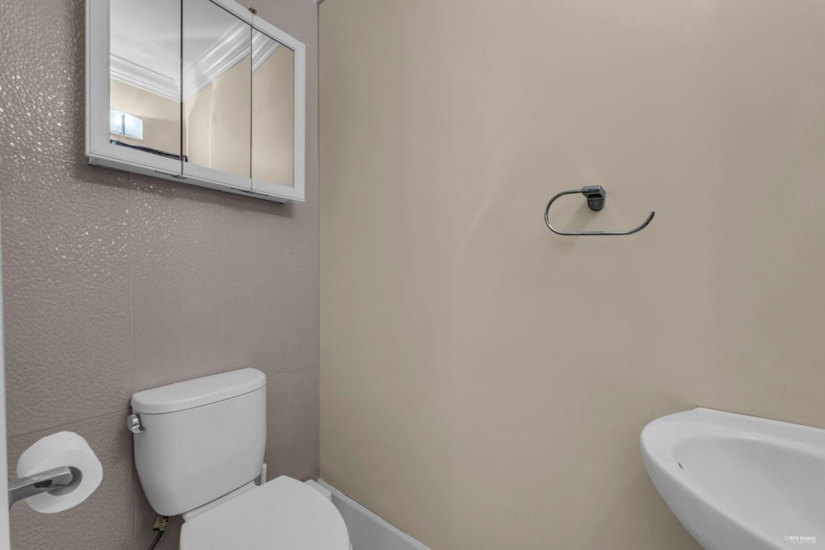 Kitchen Photo of 5 6331 No. 4 Road, Richmond, BC