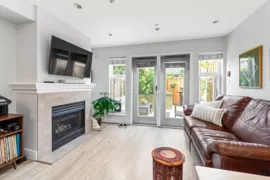 208 2545 W Broadway, Vancouver, BC