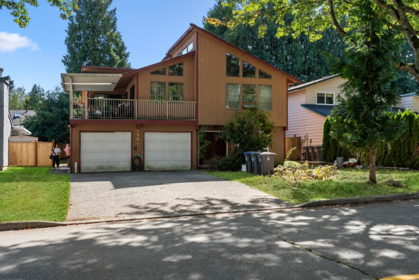 15442 98 Avenue, Surrey, BC, Surrey — Single Family Residence for sale