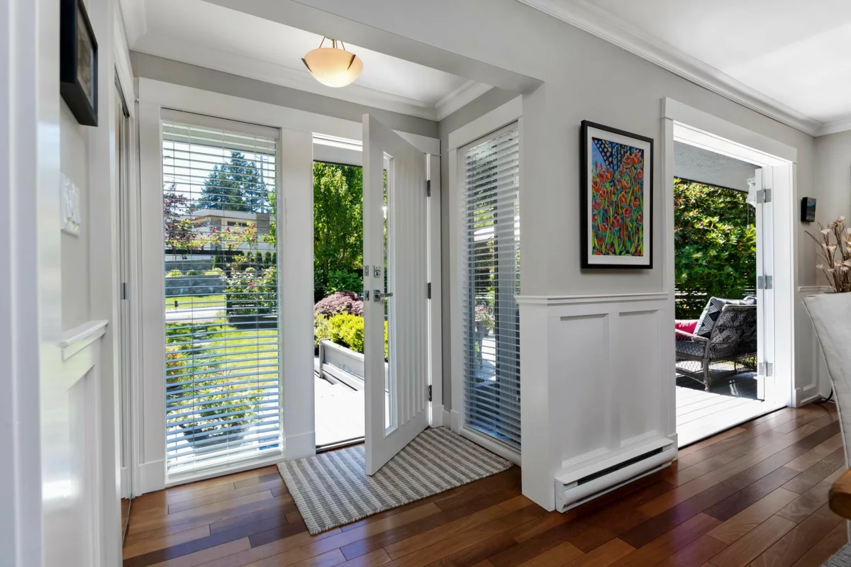 Guest Bathroom Photo of 3420 Rockview Place, West Vancouver, BC