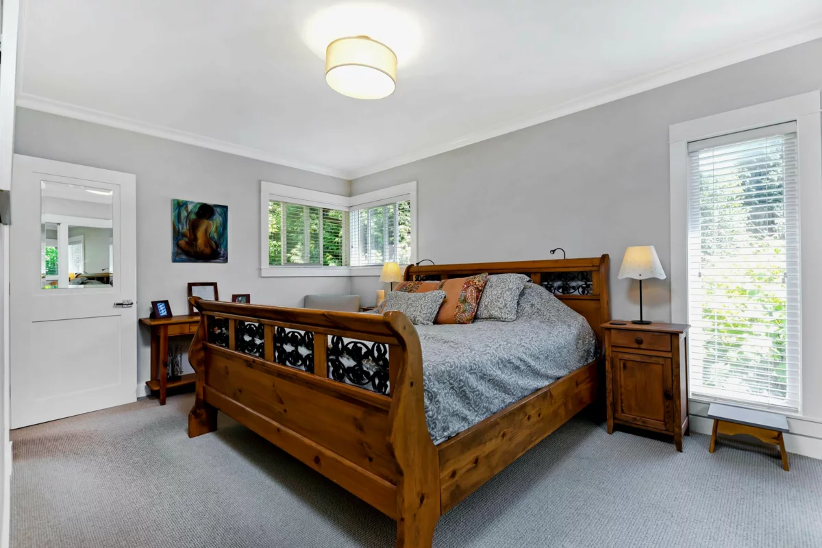 Mudroom Photo of 3420 Rockview Place, West Vancouver, BC