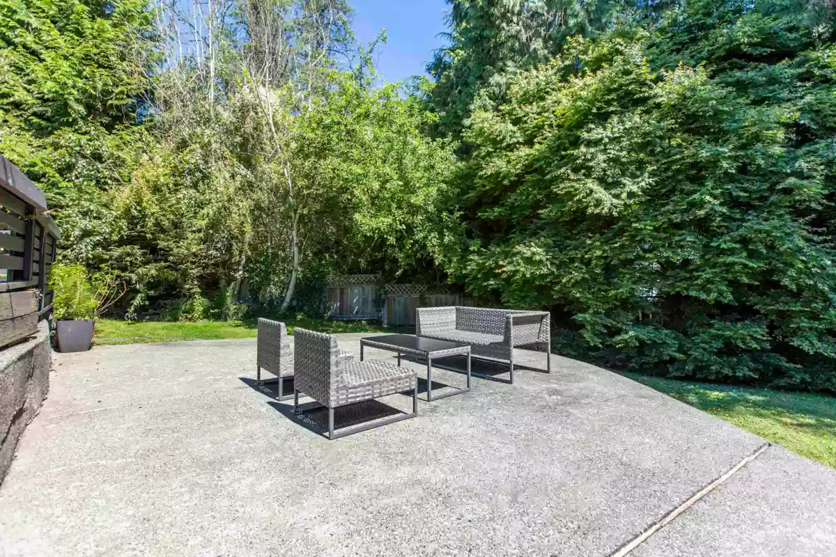 Neighborhood Park Photo Near 3420 Rockview Place, West Vancouver, BC