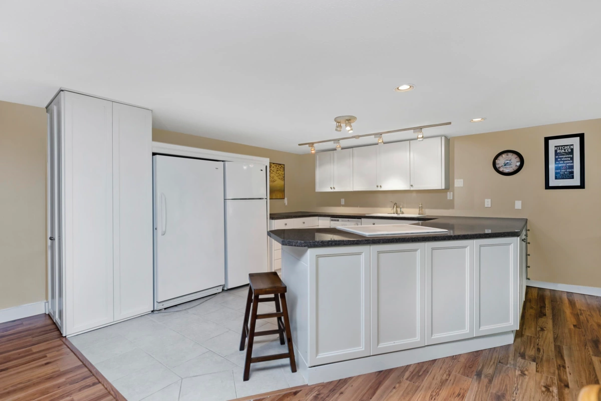 Outdoor Kitchen Photo of 3420 Rockview Place, West Vancouver, BC