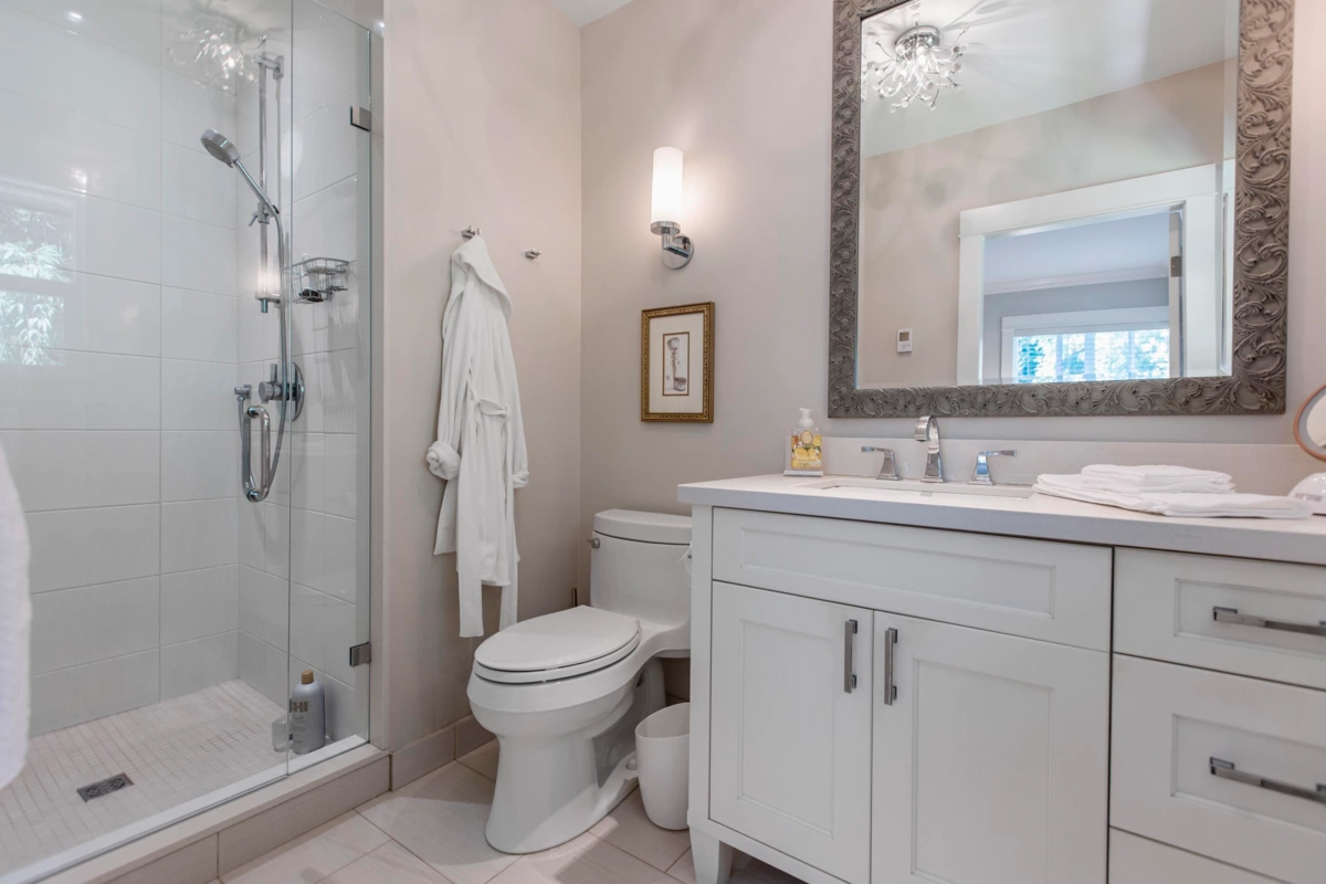 Outdoor Patio Photo of 3420 Rockview Place, West Vancouver, BC