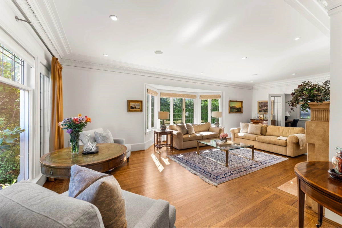 Breakfast Nook Photo of 6339 Adera Street, Vancouver, BC