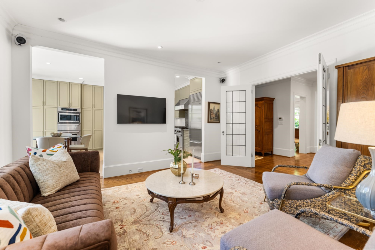 Guest Bathroom Photo of 6339 Adera Street, Vancouver, BC