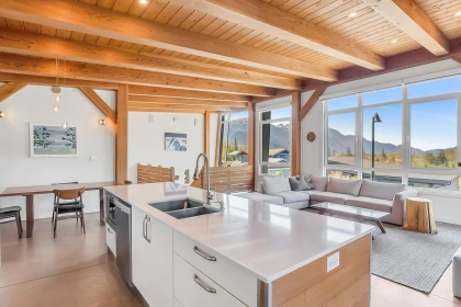 41160 Rockridge Place, Squamish, BC, Squamish — Single Family Residence for sale