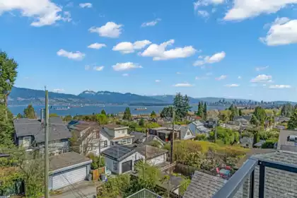 4541 W 5th Avenue, Vancouver, BC, Vancouver — Single Family Residence for sale