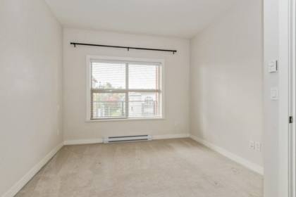 Bedroom 3 Photo of 403 20219 54a Avenue, Langley, BC
