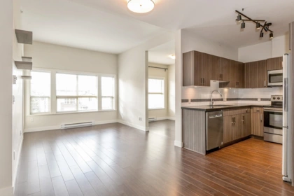 Family Room Photo of 403 20219 54a Avenue, Langley, BC