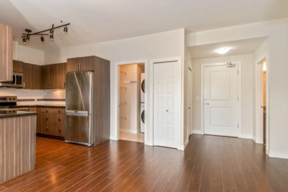 Kitchen Island Photo of 403 20219 54a Avenue, Langley, BC