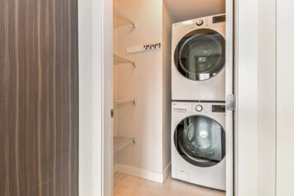 Walk-In Closet Photo of 403 20219 54a Avenue, Langley, BC