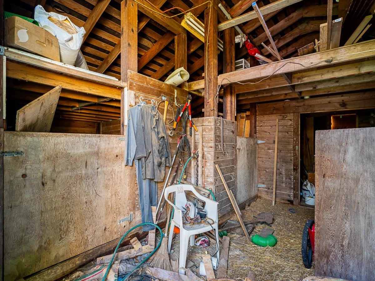 Powder Room Photo of 18495 Avenue, Surrey, BC
