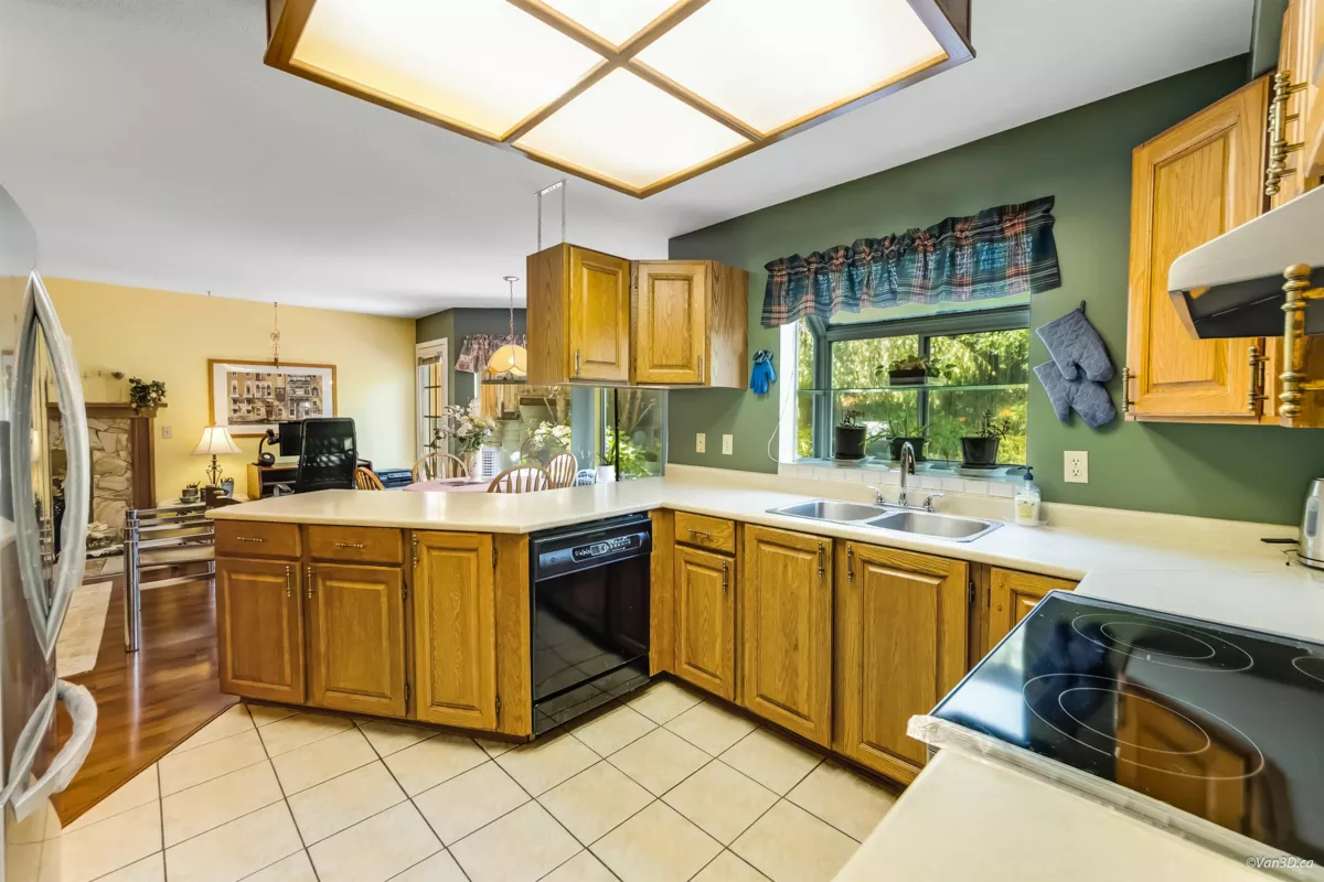 Bedroom 3 Photo of 1207 Durant Drive, Coquitlam, BC