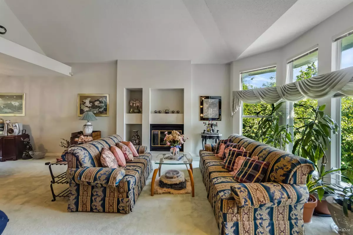 Family Room Photo of 1207 Durant Drive, Coquitlam, BC