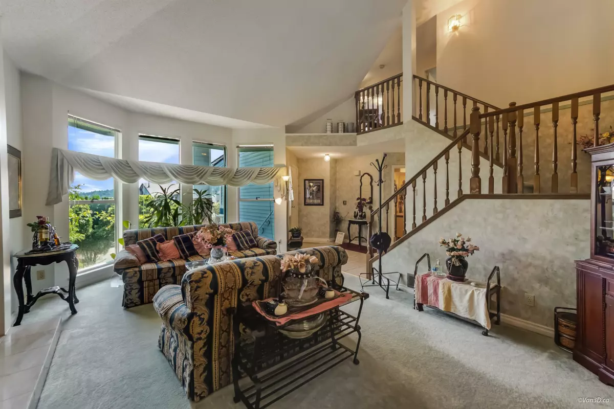 Kitchen Photo of 1207 Durant Drive, Coquitlam, BC