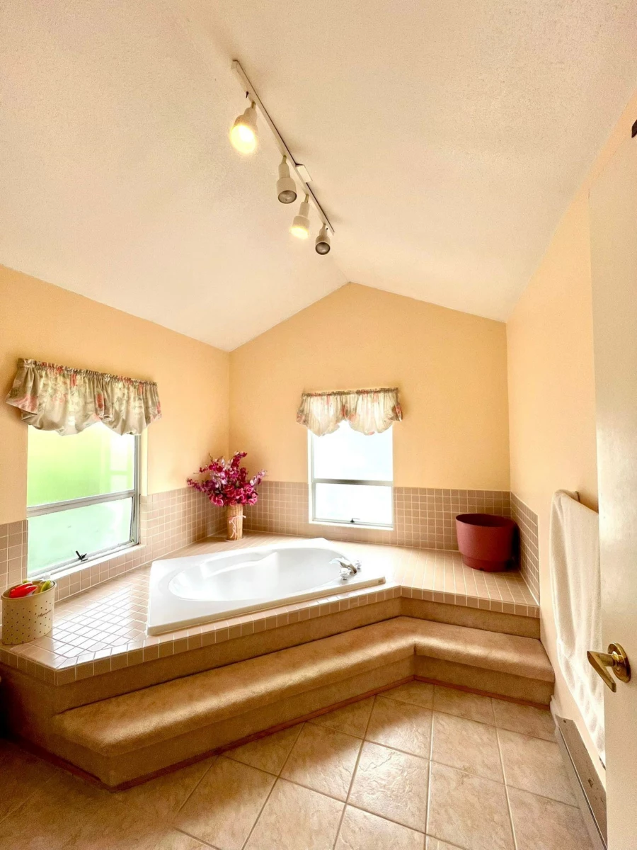 Powder Room Photo of 1207 Durant Drive, Coquitlam, BC