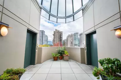 PH4 1688 Robson Street, Vancouver, BC, Vancouver — Apartment/Condo for sale