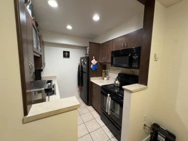 Kitchen Island Photo of 108 200 Westhill Place, Port Moody, BC