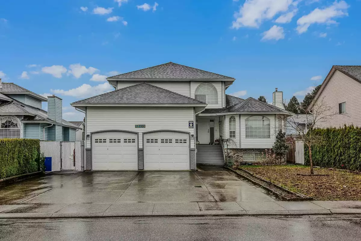 Exterior Front Photo of 32144 Ashcroft Drive, Abbotsford, BC