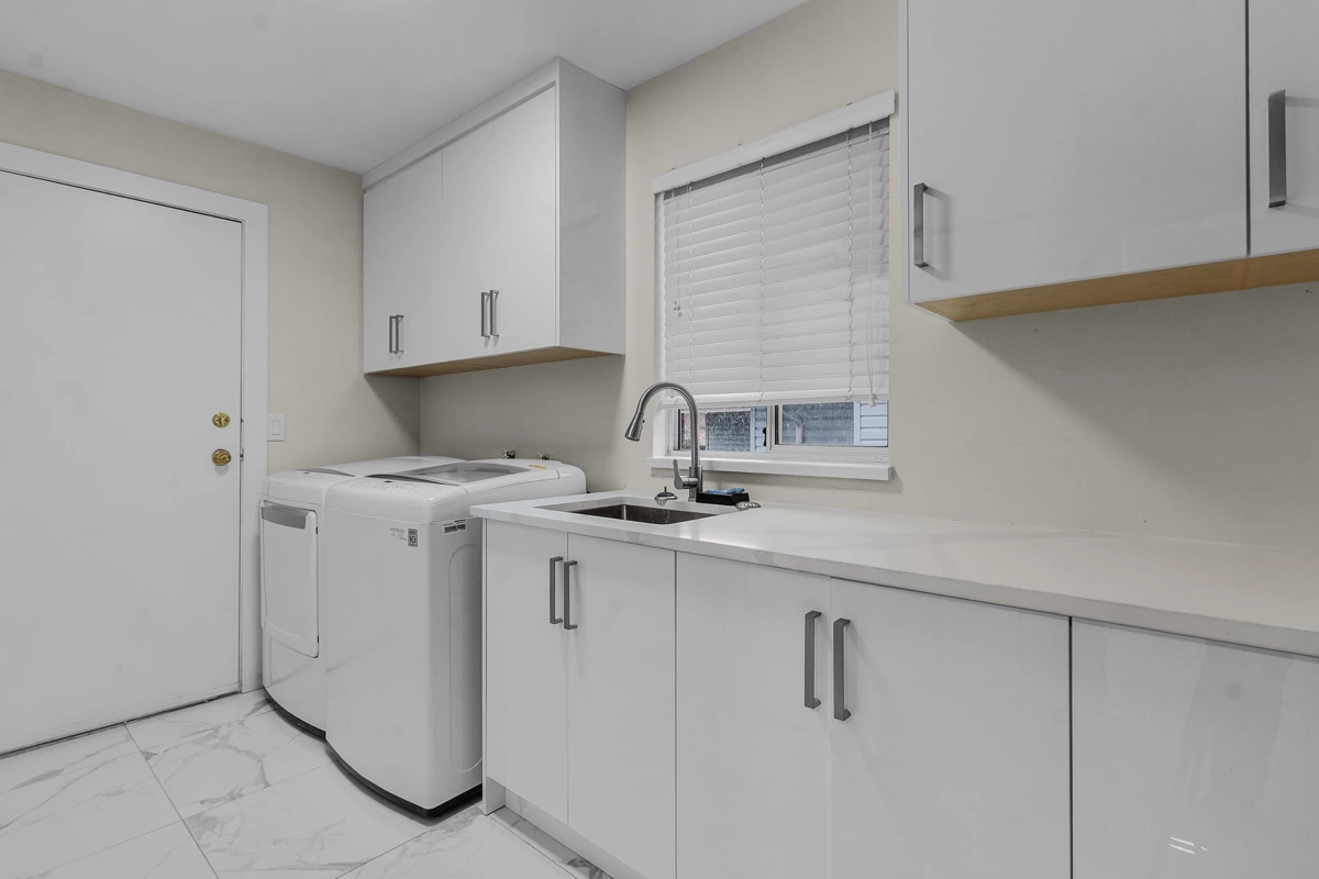 Pantry Photo of 32144 Ashcroft Drive, Abbotsford, BC